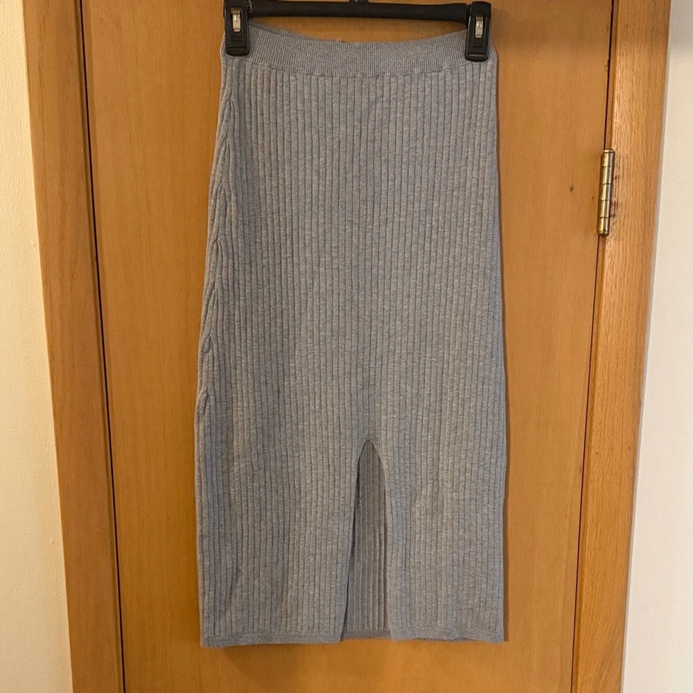 Free People Women’s Skyline Ribbed Knit Pull On Midi Skirt Gray Size Small